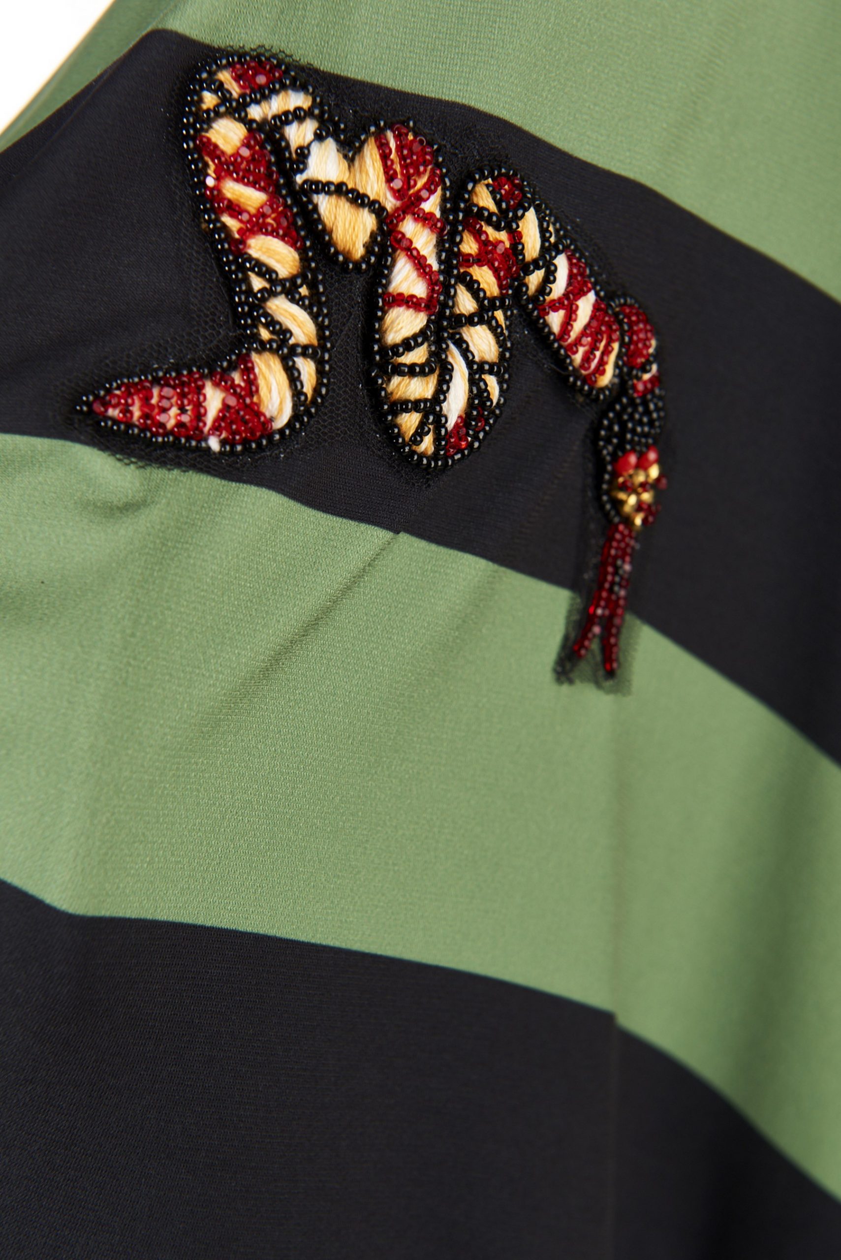 Black and green striped t-shirt with applied embroidery - Save The Queen!