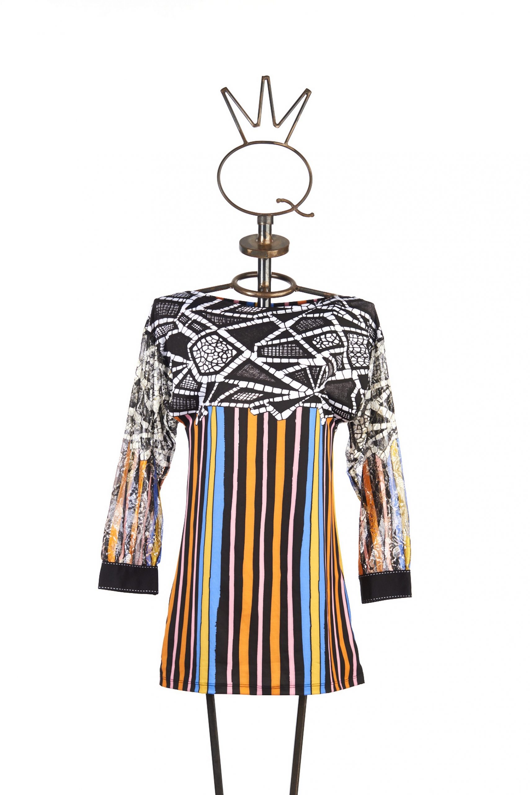 Save The Queen T-shirt in jersey stampato e maniche in pizzo