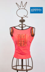 Top rosso stretch con collo ad anello