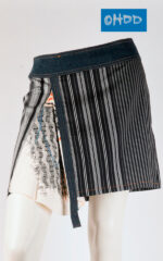 Gonna corta nera a righe