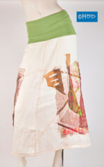 Jupe blanche en lin avec applications et imprimé