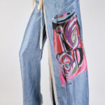 Blue linen blend pants with print