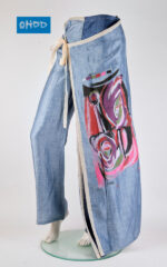 Blue linen blend pants with print