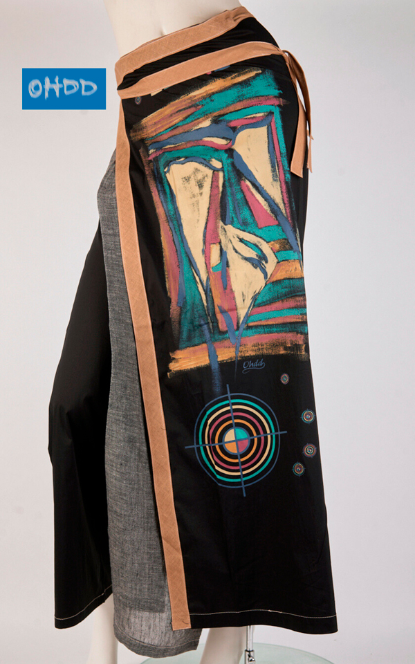 05SOH5466_B Black cotton blend trousers with print - Image 1