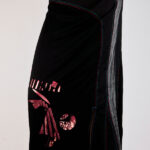 Long black viscose stretch skirt with print