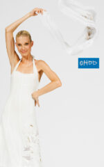 Foulard blanc en crêpon de soie avec ourlet roulotté et imprimé – Image 3