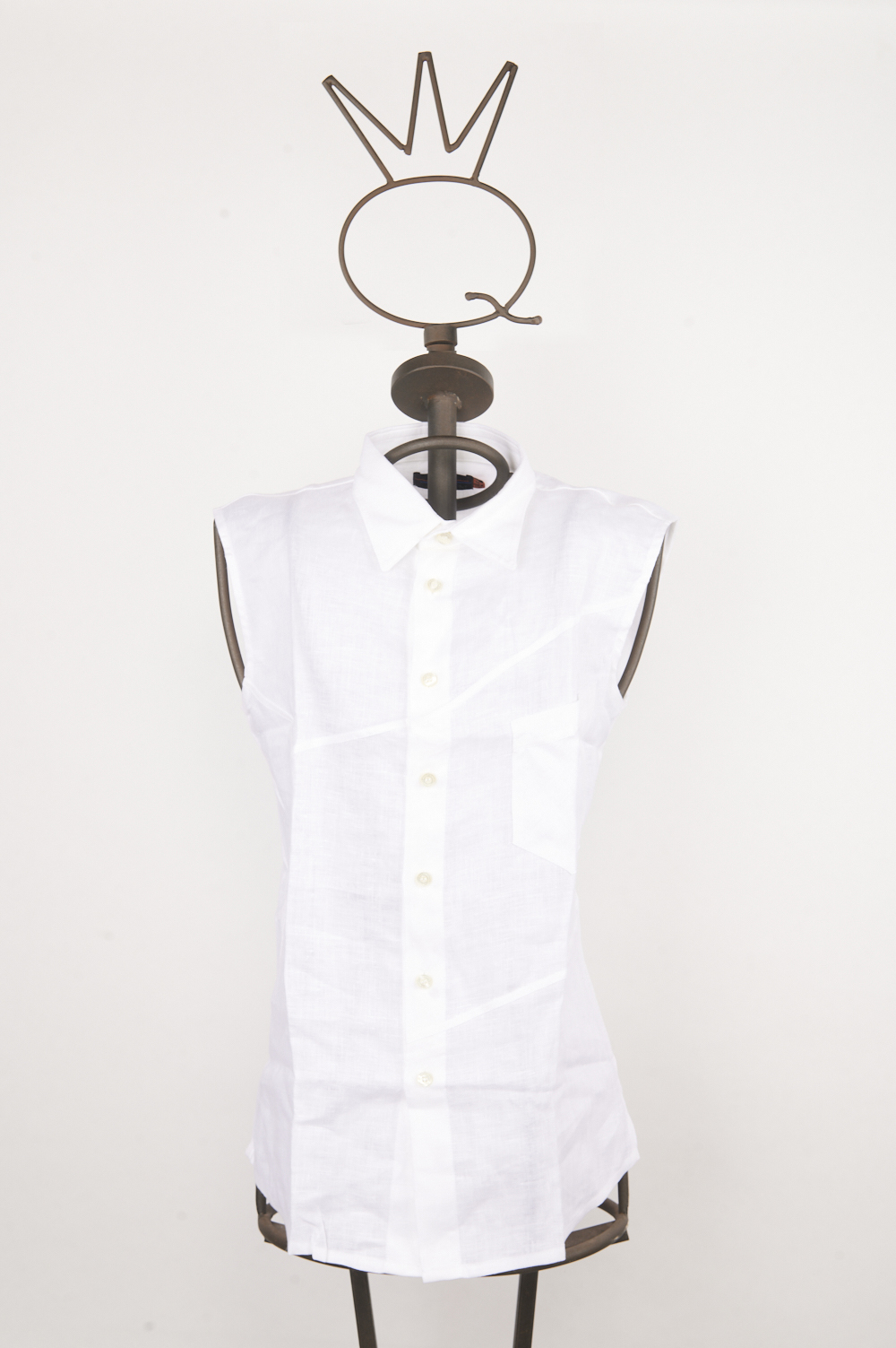 05SSQ2127_ 1 Camicia bianca da uomo senza maniche in lino con ricamo - immagine 1