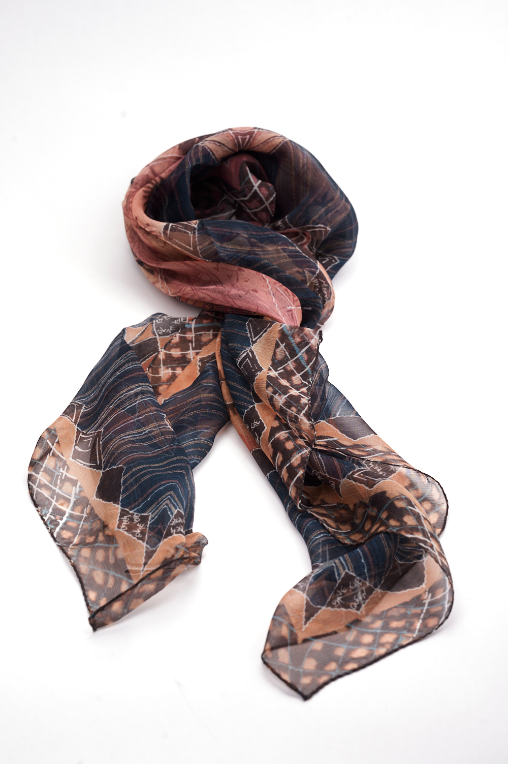 08SSQ7238_A Silk crepon scarf with rolled hem and print - Image 1