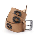 Cintura beige in vera pelle con decorazioni metalliche