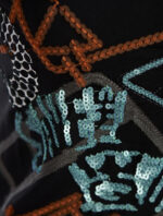 T-shirt ricamata con applicazioni - immagine 3