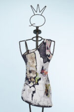 Top stampato monospalla - immagine 2