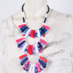 Collana in PVC nei toni del rosa e del viola