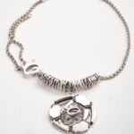 Collier en métal avec swarovski