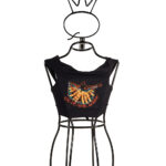 Top noir avec broderie