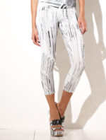 White leggings with print