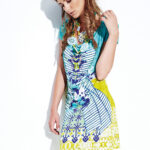 Robe courte à motifs