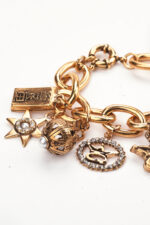 Bracelet en or avec pendentifs et strass – Image 2