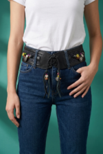 Ceinture noire en cuir véritable avec décorations