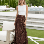 Long Ohdd skirt in shape-memory fabric