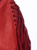 Borsa grande in pelle rossa con frange - immagine 4